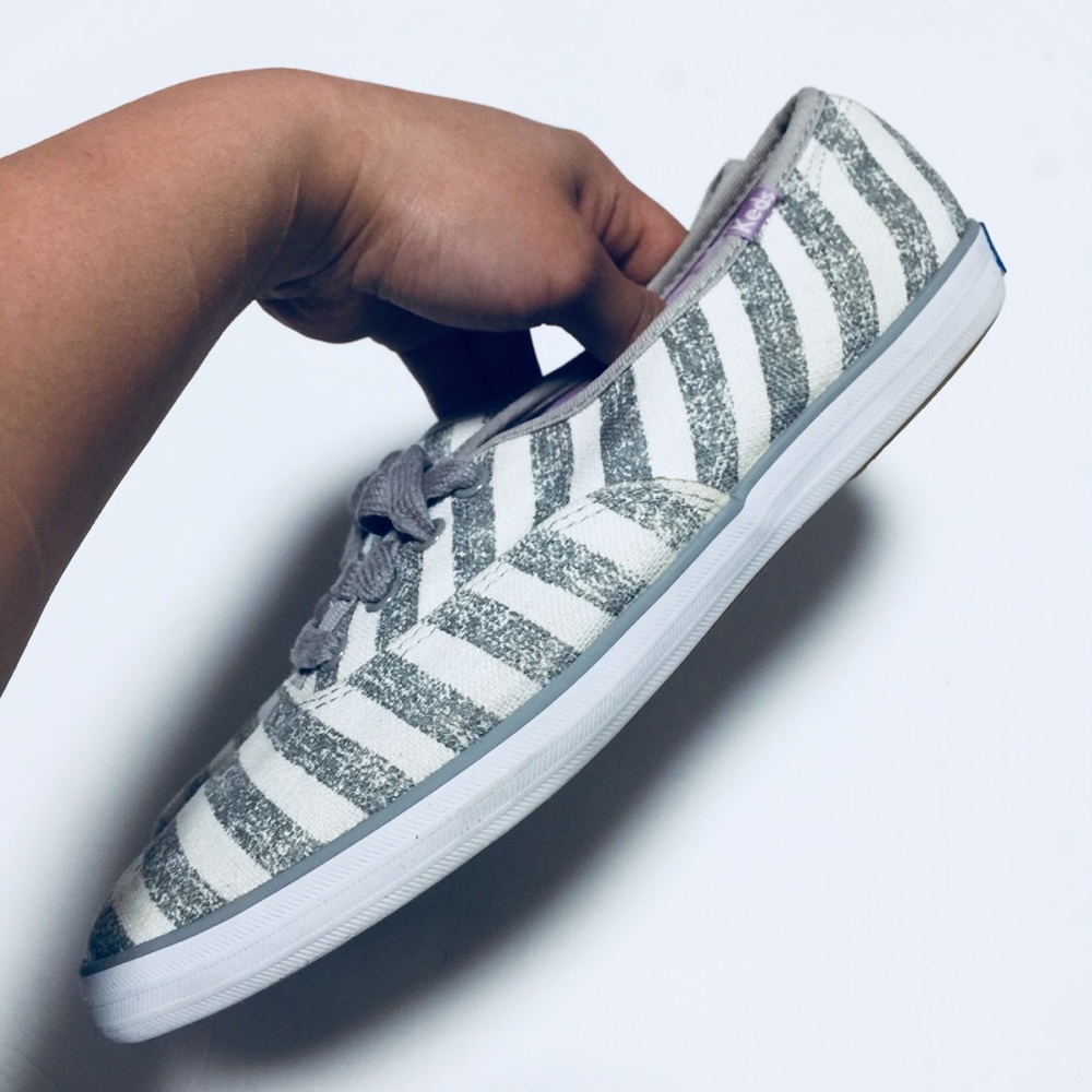 Keds | striped sneakers | gray/white | size 8. - Picture 3 of 8